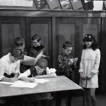 School Kids Make School Paper